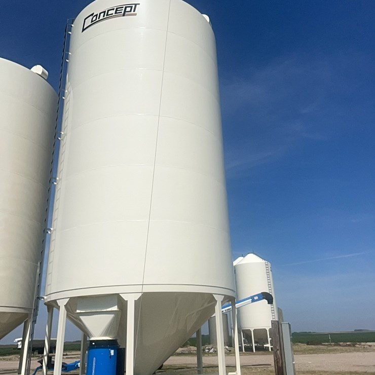 Concept 7,500 bushel Hopper bin, fully equipped with bin fan with AGI Grainguard 10 hp three phase electric motor.