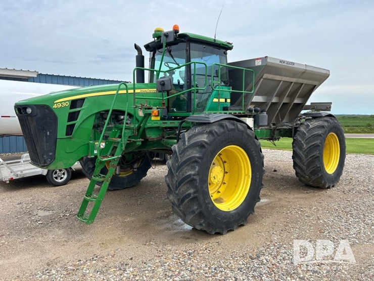 2009-john-deere-4930-image-16