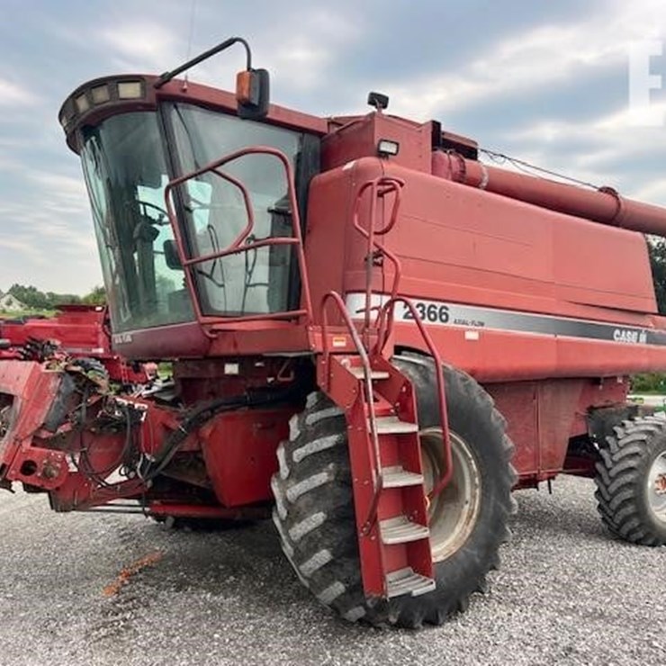 CASE IH 2366