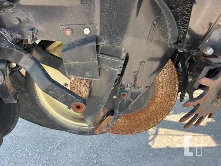 2008-kinze-3800sds-image-41