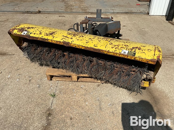 john-deere-246-image-2