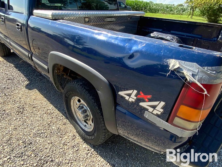 2001-chevrolet-silverado-image-18