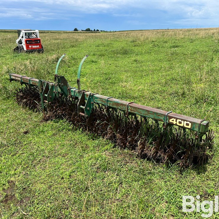JOHN DEERE 400