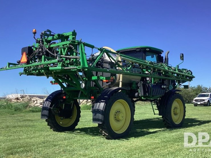 2020-john-deere-r4038-image-3