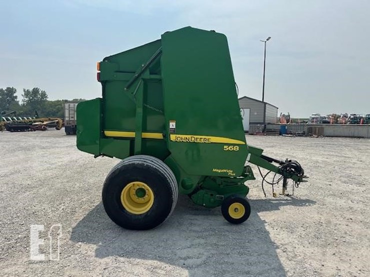 2009-john-deere-568-image-6