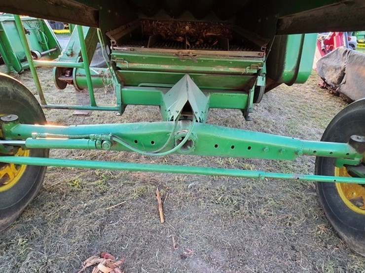 john-deere-4420-image-23