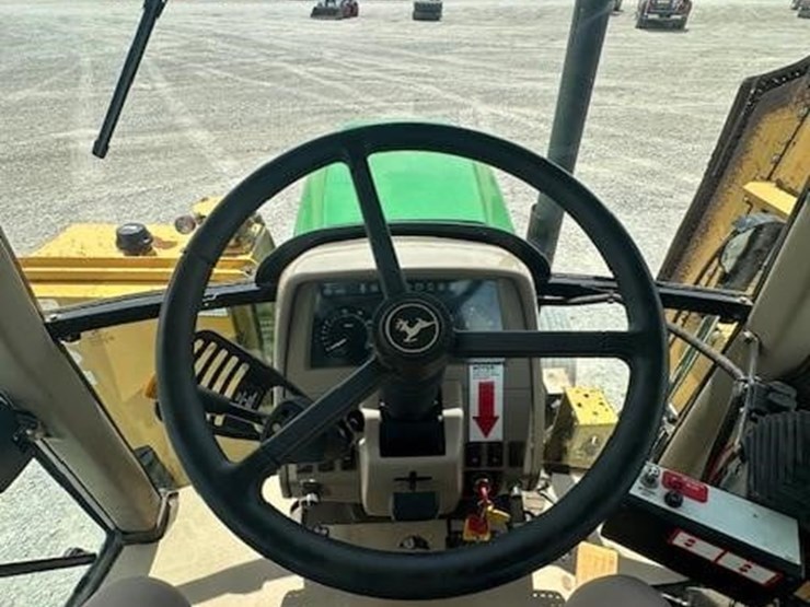 2007-john-deere-6615-image-28