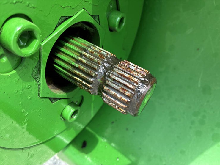 2012-john-deere-s660-image-11