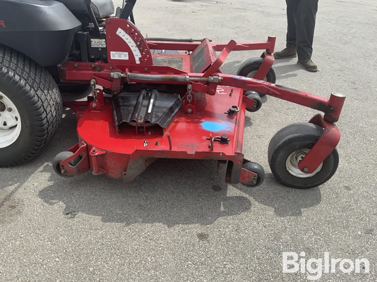 toro-74303-52"-z-master-zero-turn-lawnmower-image-13