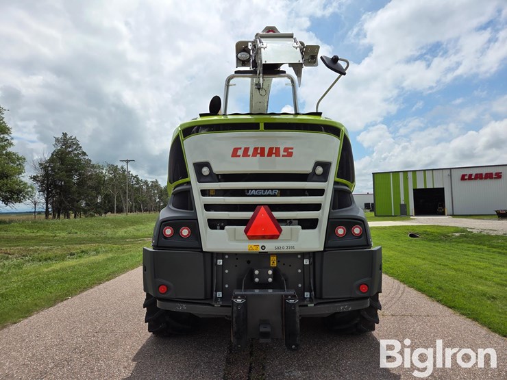 2022-claas-jaguar-970-image-6