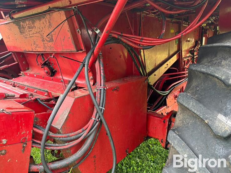 1989-case-ih-1660-image-14
