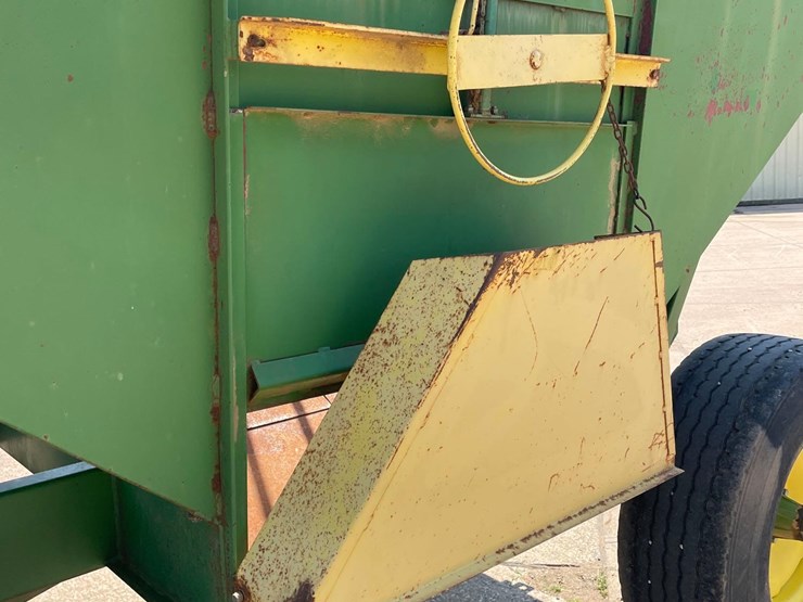 demco-325-image-9