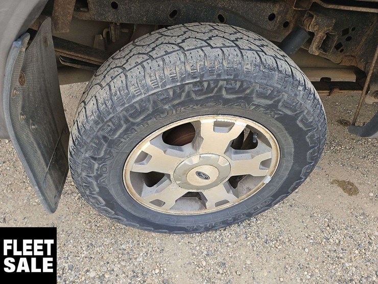 2010-ford-f150-image-27