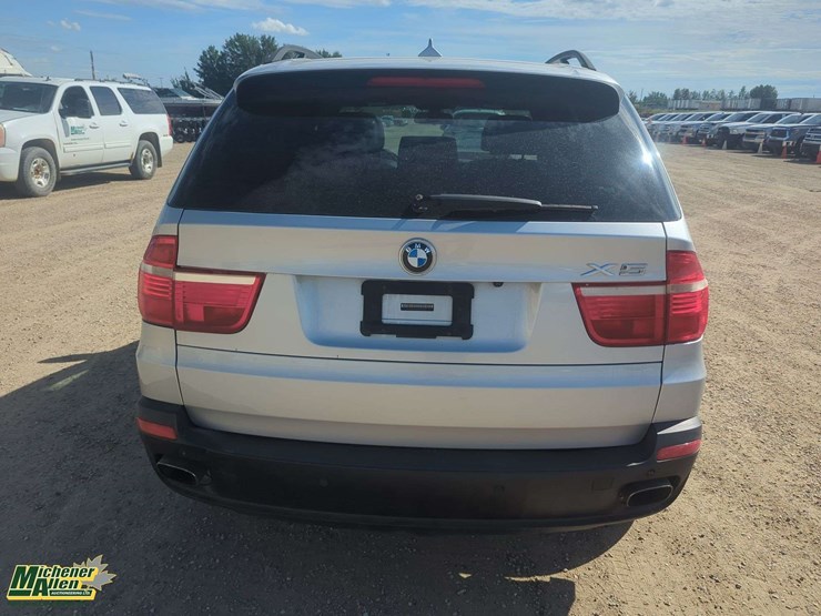 2008-bmw-x5-image-17