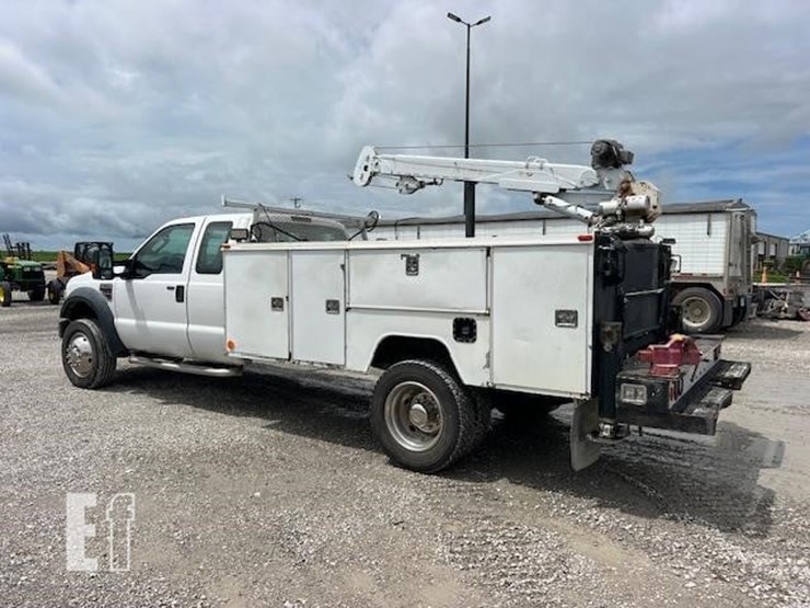 2008-ford-f550-image-4
