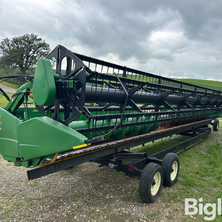 2010 JOHN DEERE 635F