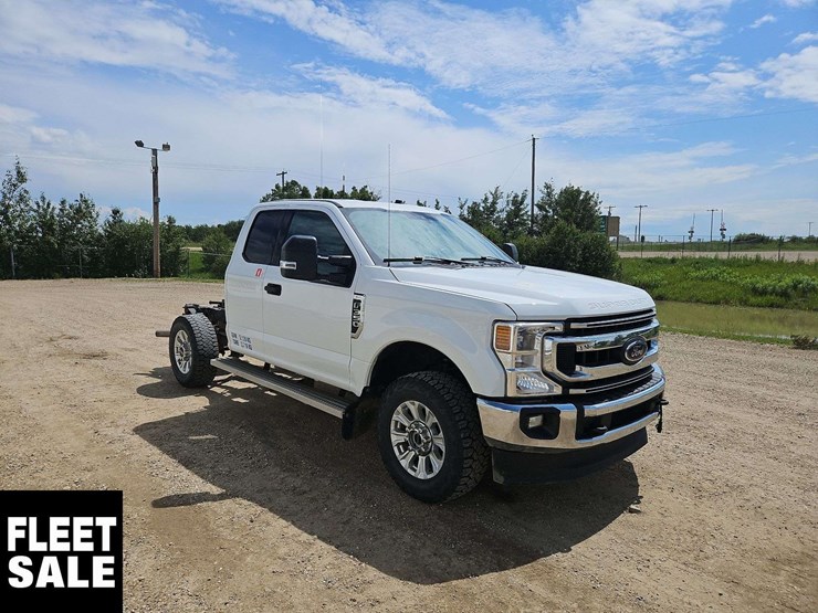 2020-ford-f350-image-2