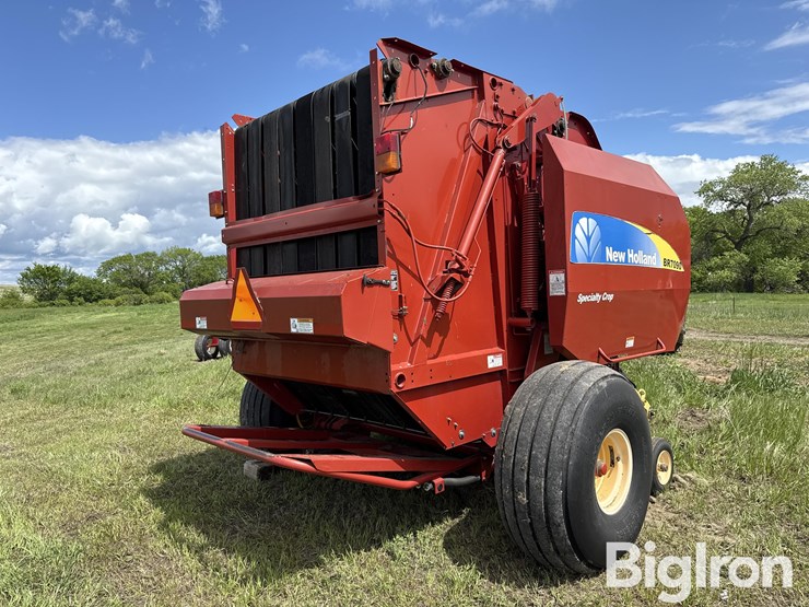 2012-new-holland-br7090-image-5
