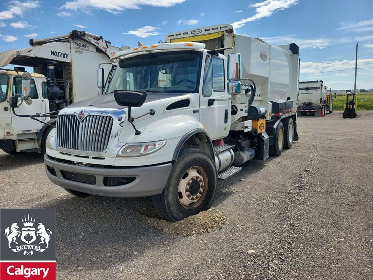 2015-international-workstar-7400-image-2
