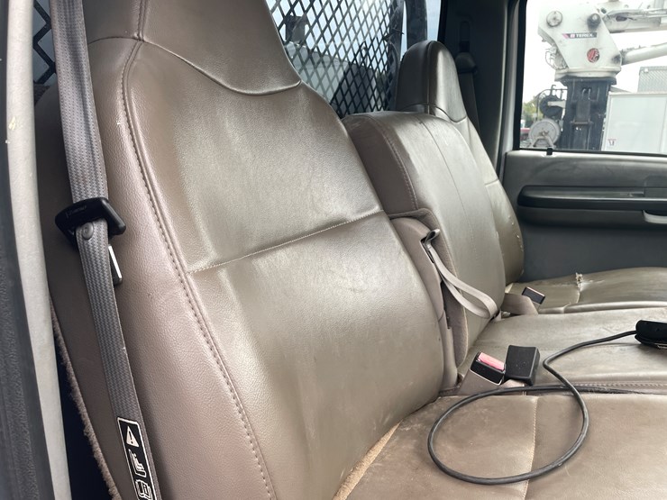 2003-ford-f550-image-87
