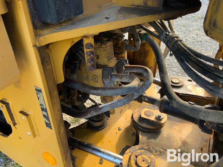 2014-caterpillar-924k-image-14