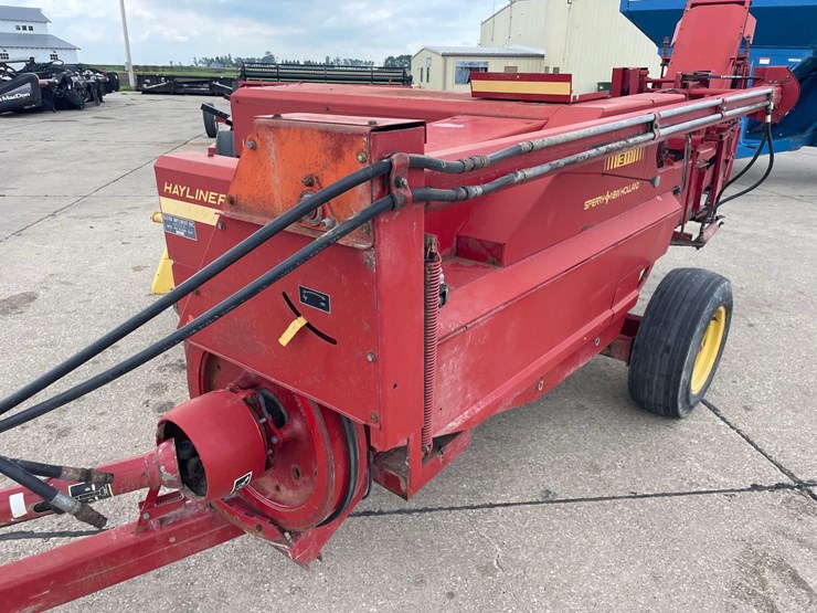 new-holland-311-image-9