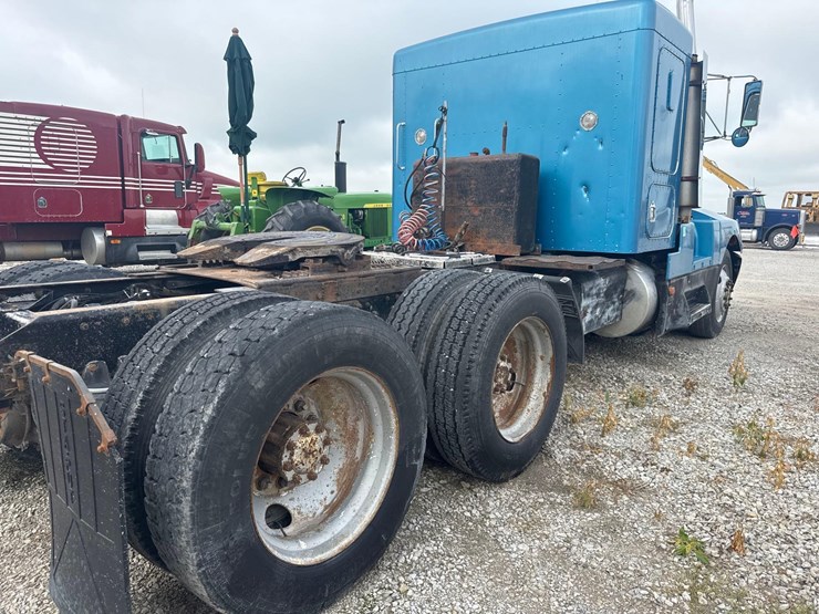 1987-kenworth-t600-image-8