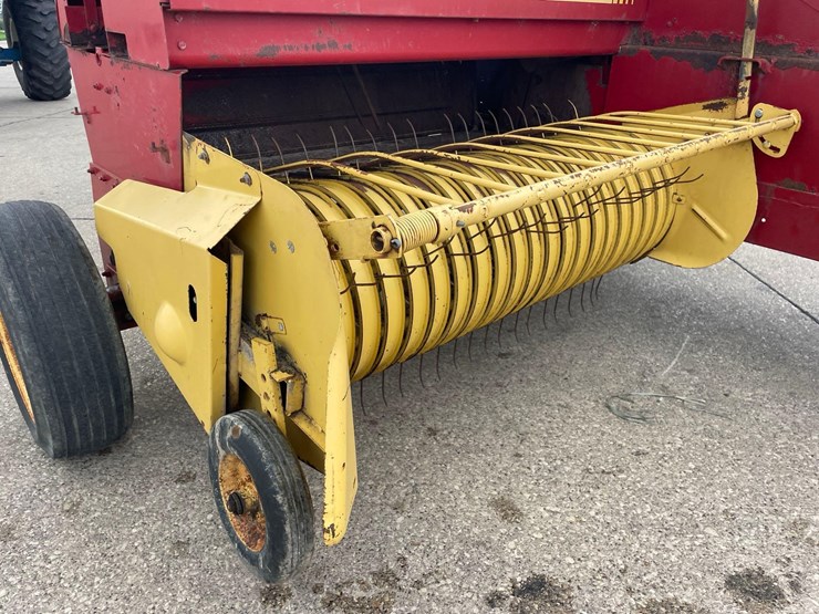 new-holland-311-image-14