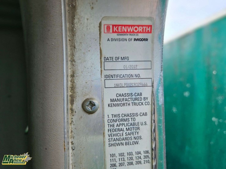 2012-kenworth-t800-image-29