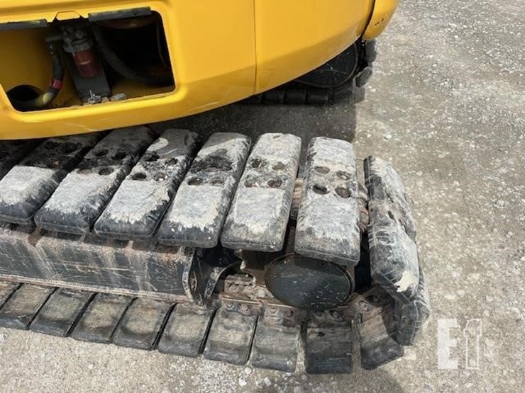 komatsu-pc78mr-6-image-11