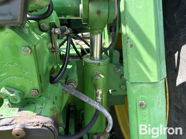 1992-john-deere-8760-image-13