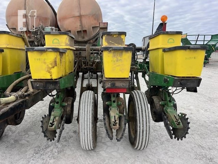 john-deere-1770-image-31
