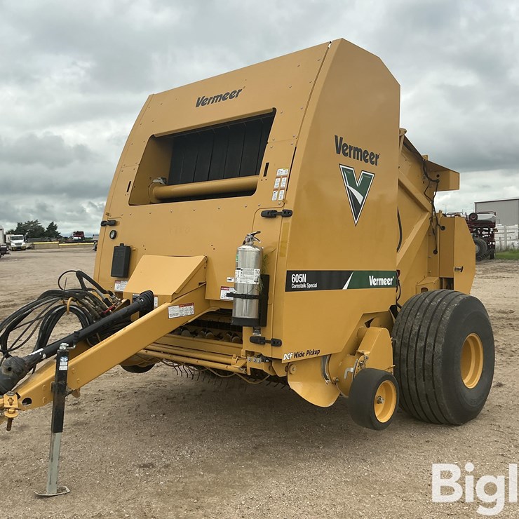 2019 VERMEER 605N
