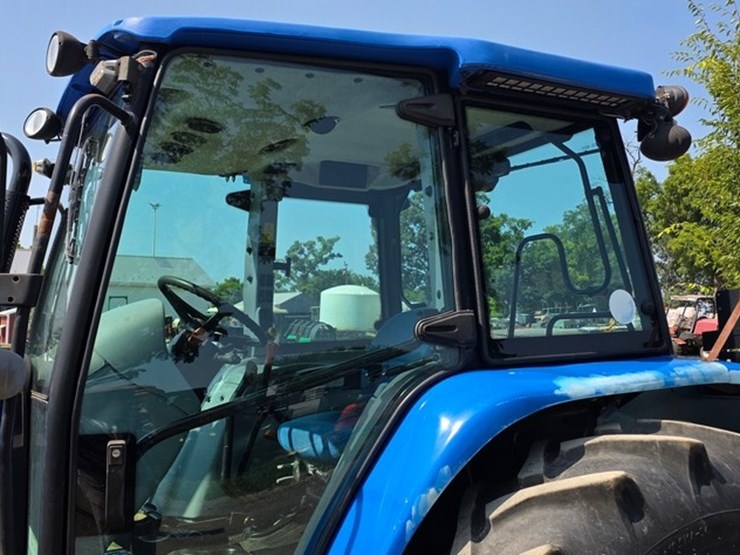 new-holland-t5060-image-30