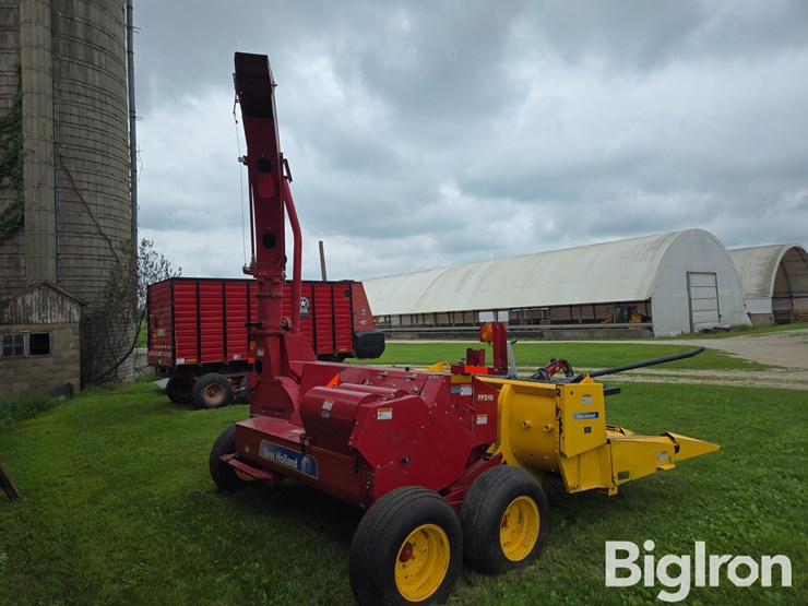 2014-new-holland-fp240-image-5