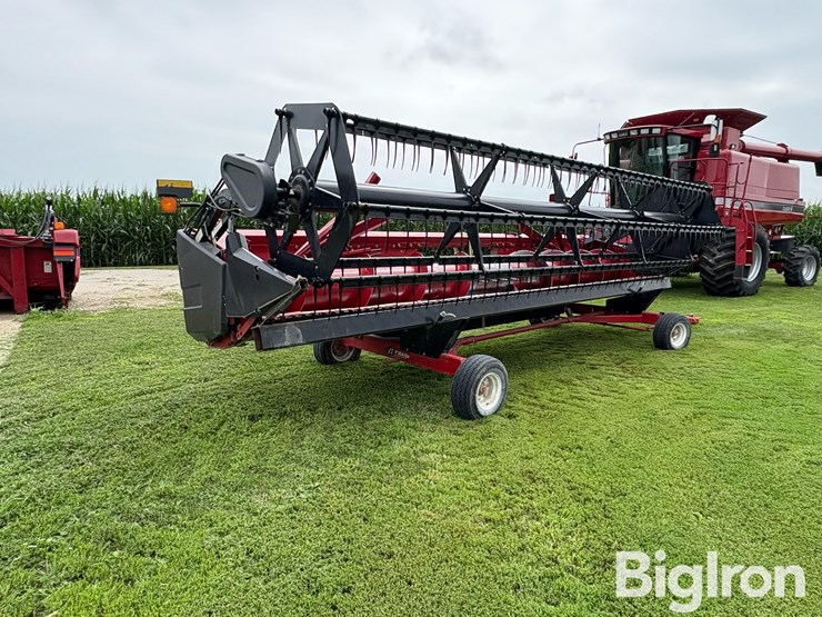 2010-case-ih-1020-image-3