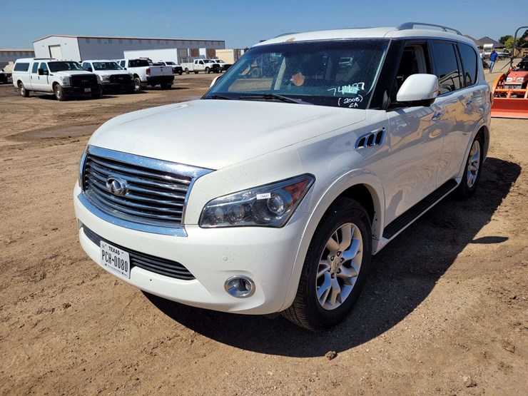 2012-infiniti-qx56-image-1