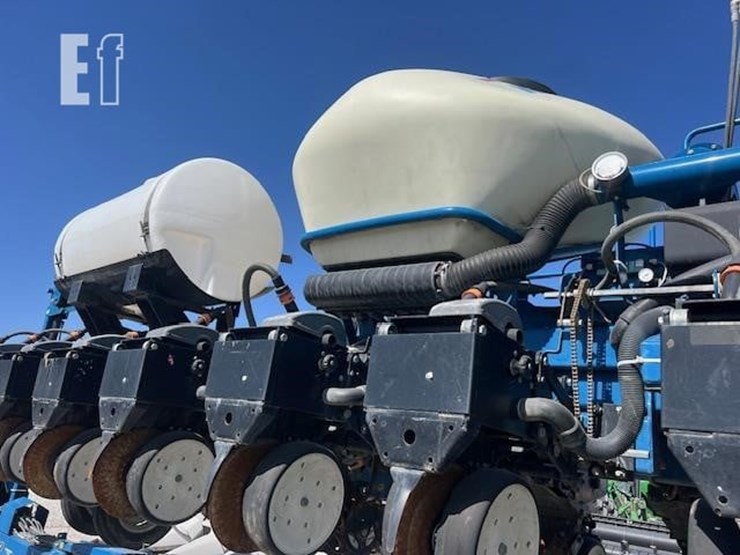 2009-kinze-3660asd-image-39