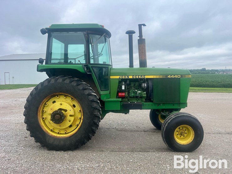 1979-john-deere-4440-image-4