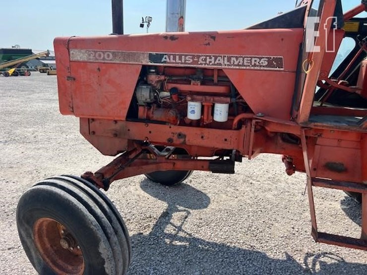 allis-chalmers-200-image-30