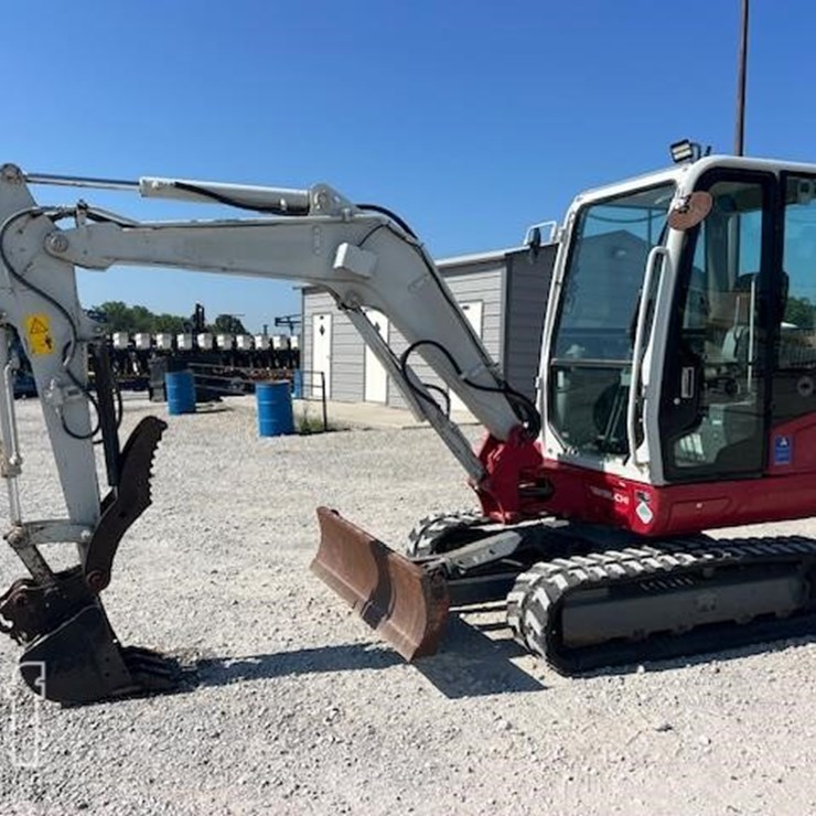 TAKEUCHI TB235-2