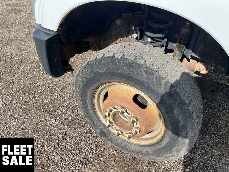 2014-ford-f350-image-8
