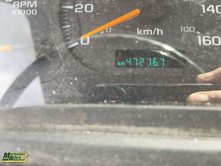 2005-gmc-t7500-image-7