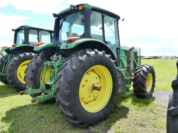 2014-john-deere-6125m-image-3