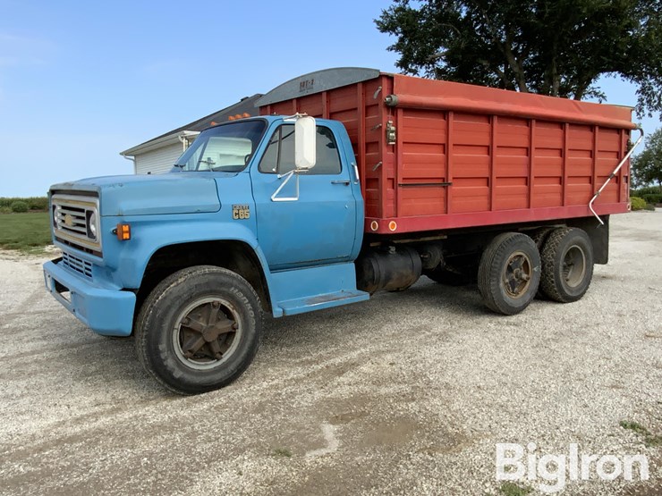 1975-chevrolet-c65-image-1