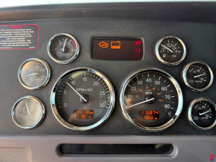 2013-peterbilt-388-image-14