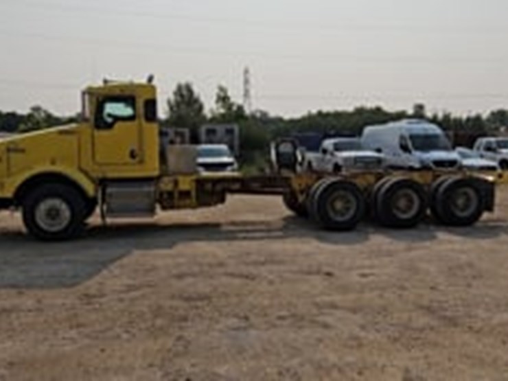 2009-kenworth-t800-image-5