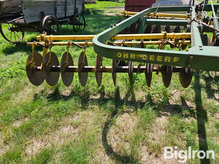 john-deere-110-image-15