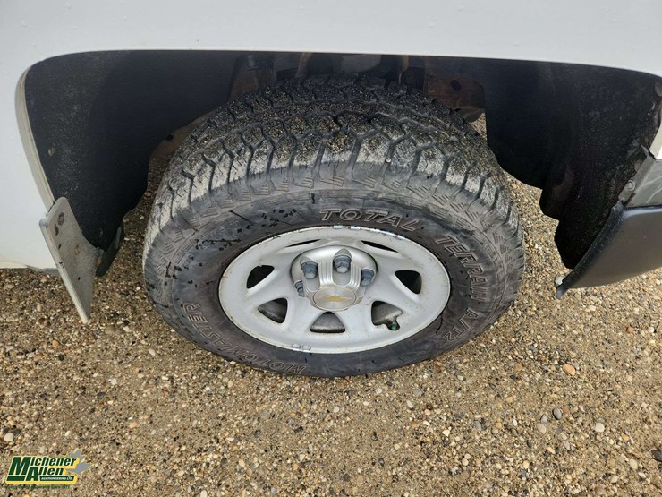 2015-chevrolet-silverado-1500-image-22