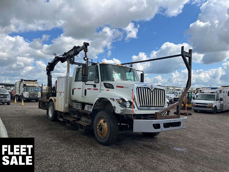 2013-international-workstar-7500-image-2